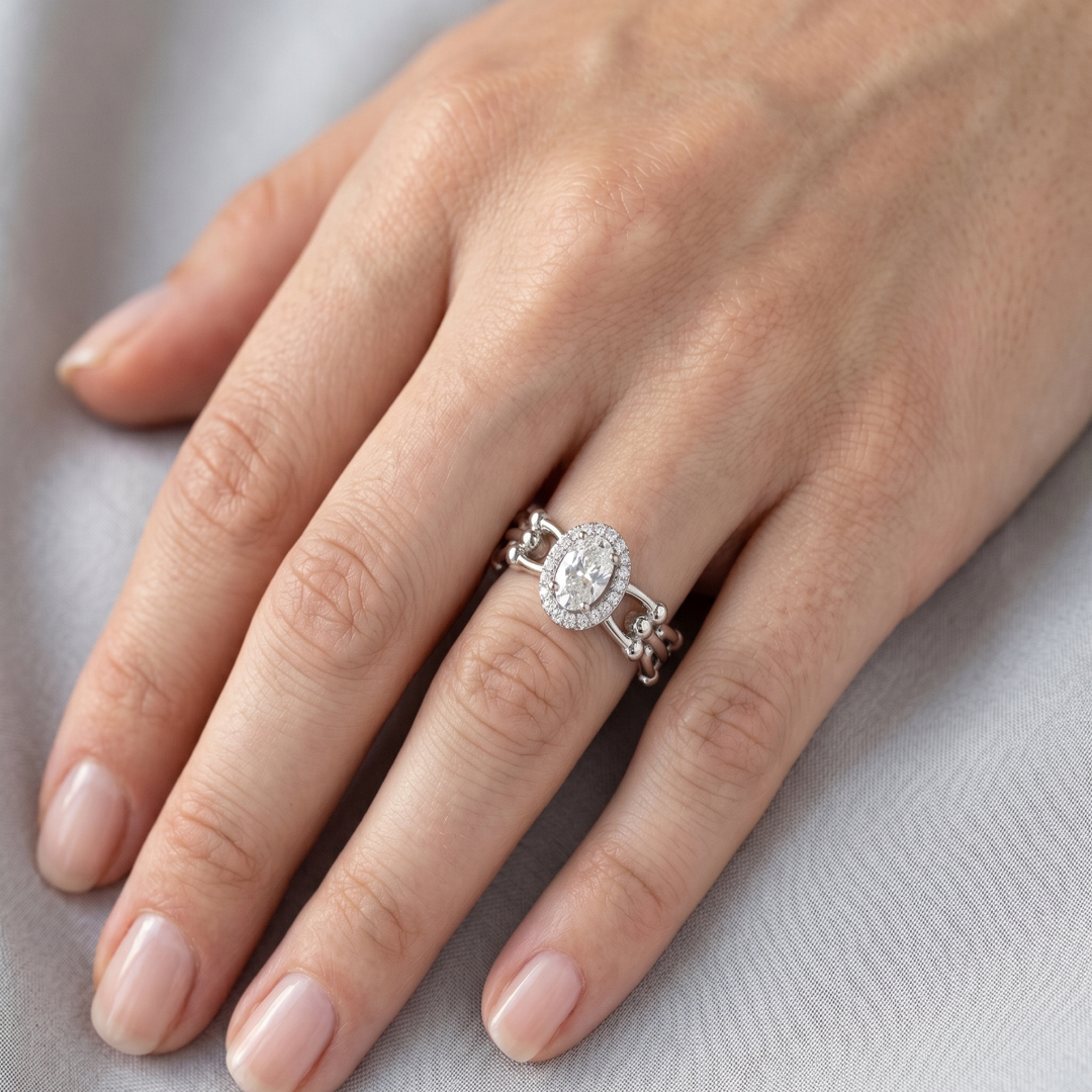 Premium 925 Sterling Silver Oval Shape Ring with Sparkling Stone