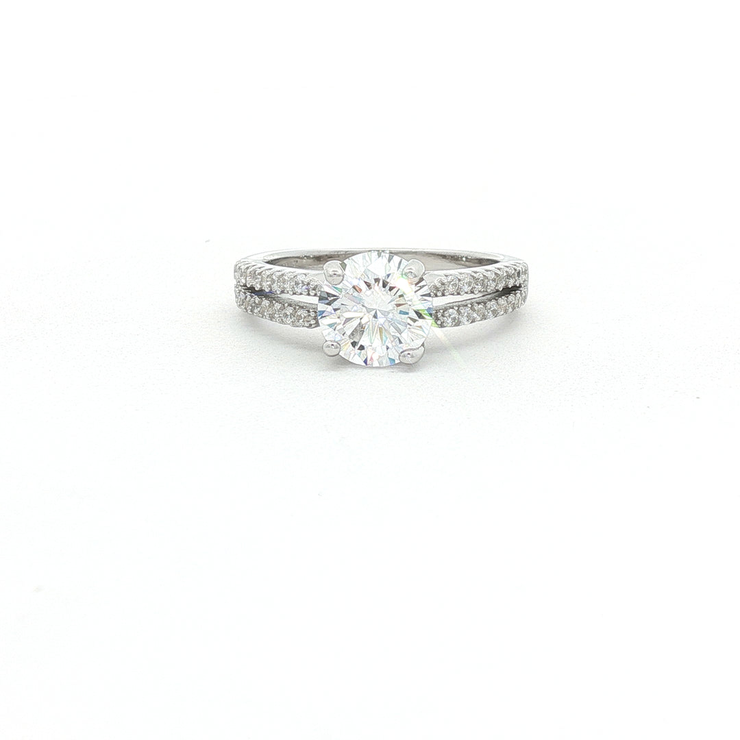 Elegant 925 Sterling Silver Solitaire Ring for Women