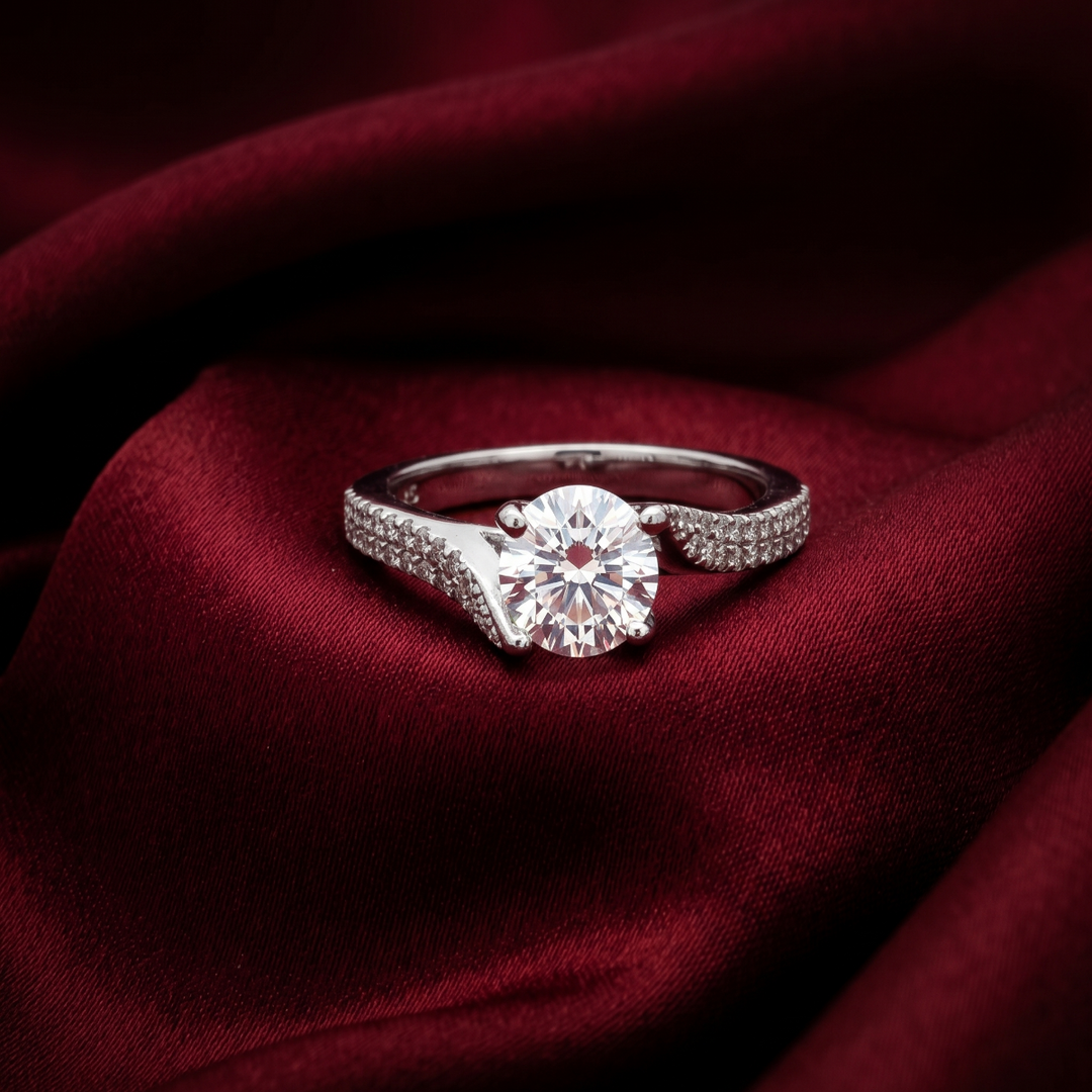 Elegant 925 Sterling Silver Solitaire Ring for Women