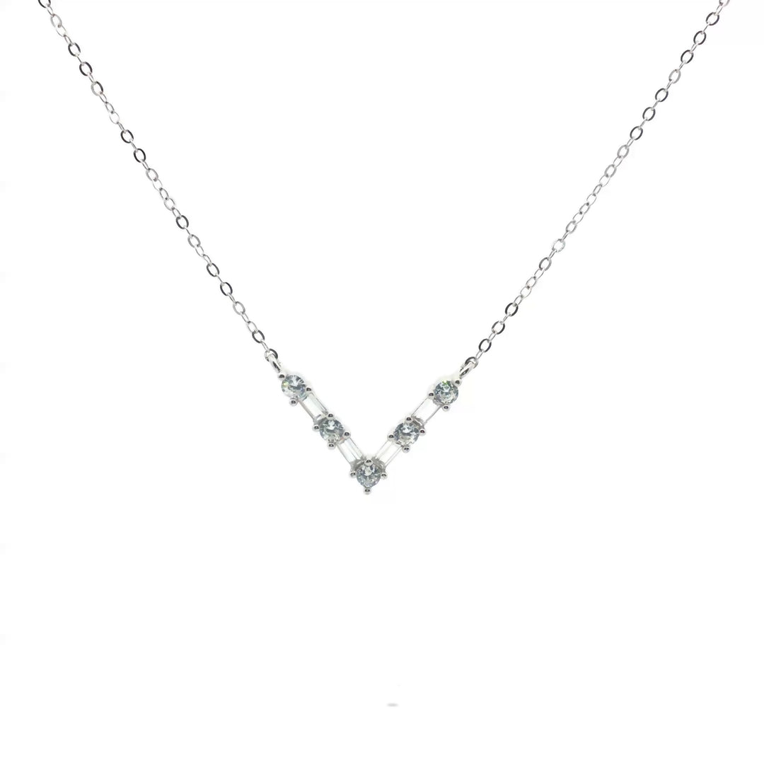 925 Sterling Silver V Shape Pendant Necklace with Adjustable Length