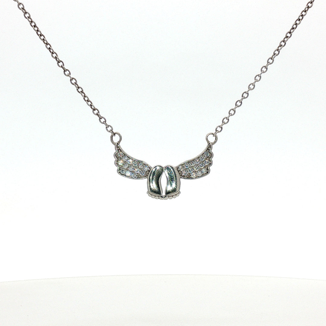Elegant 925 Sterling Silver Pendant & Chain