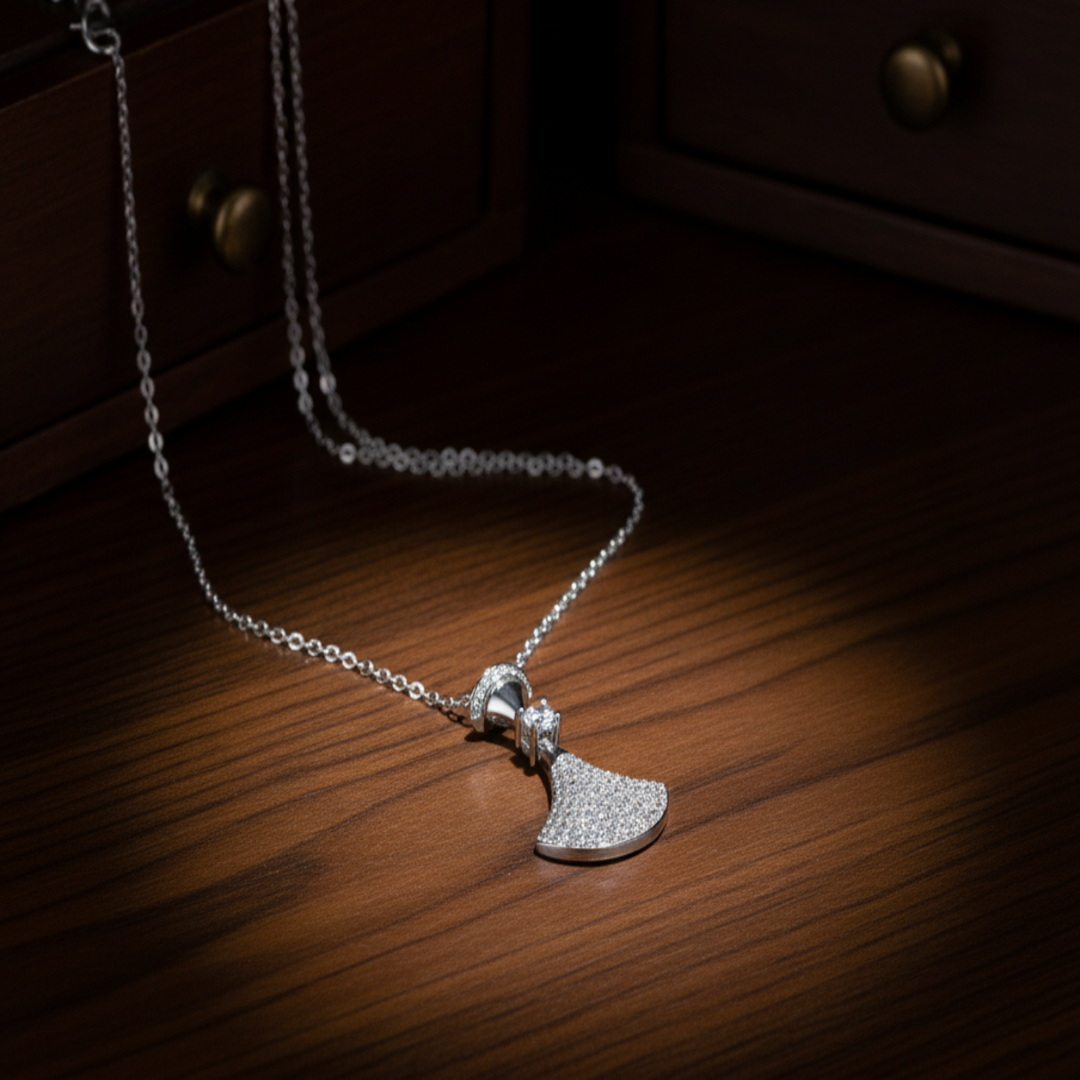 Elegant 925 Sterling Silver Pendant with Chain & Earrings Set