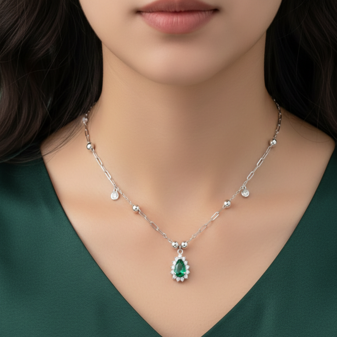 925 Sterling Silver Classic Emerald Green Stone Pendant Necklace with Adjustable Length