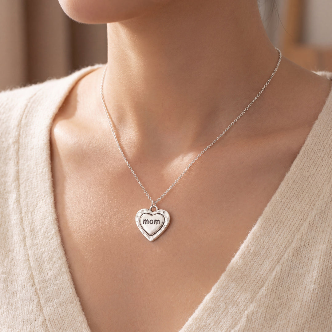 Mom I Love You 925 Sterling Silver Pendant Adjustable Chain with Message Postcard