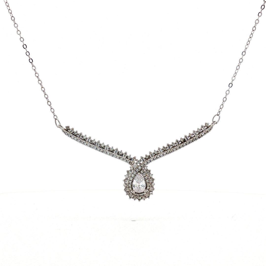Luxury 925 Sterling Silver Crystal Pear Shape Pendant with Chain