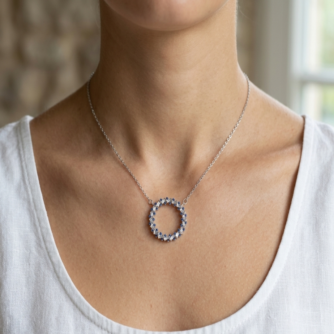 Luxury 925 Sterling Silver Round Flower Pendant with Chain
